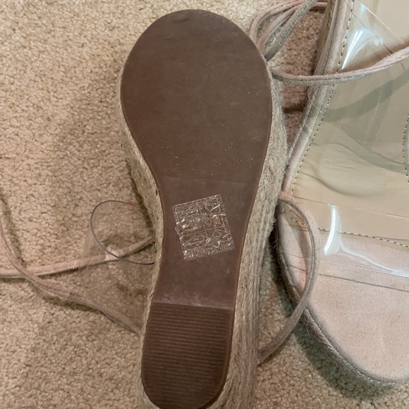 lace up wedge with clear straps - Picture 2 of 3
